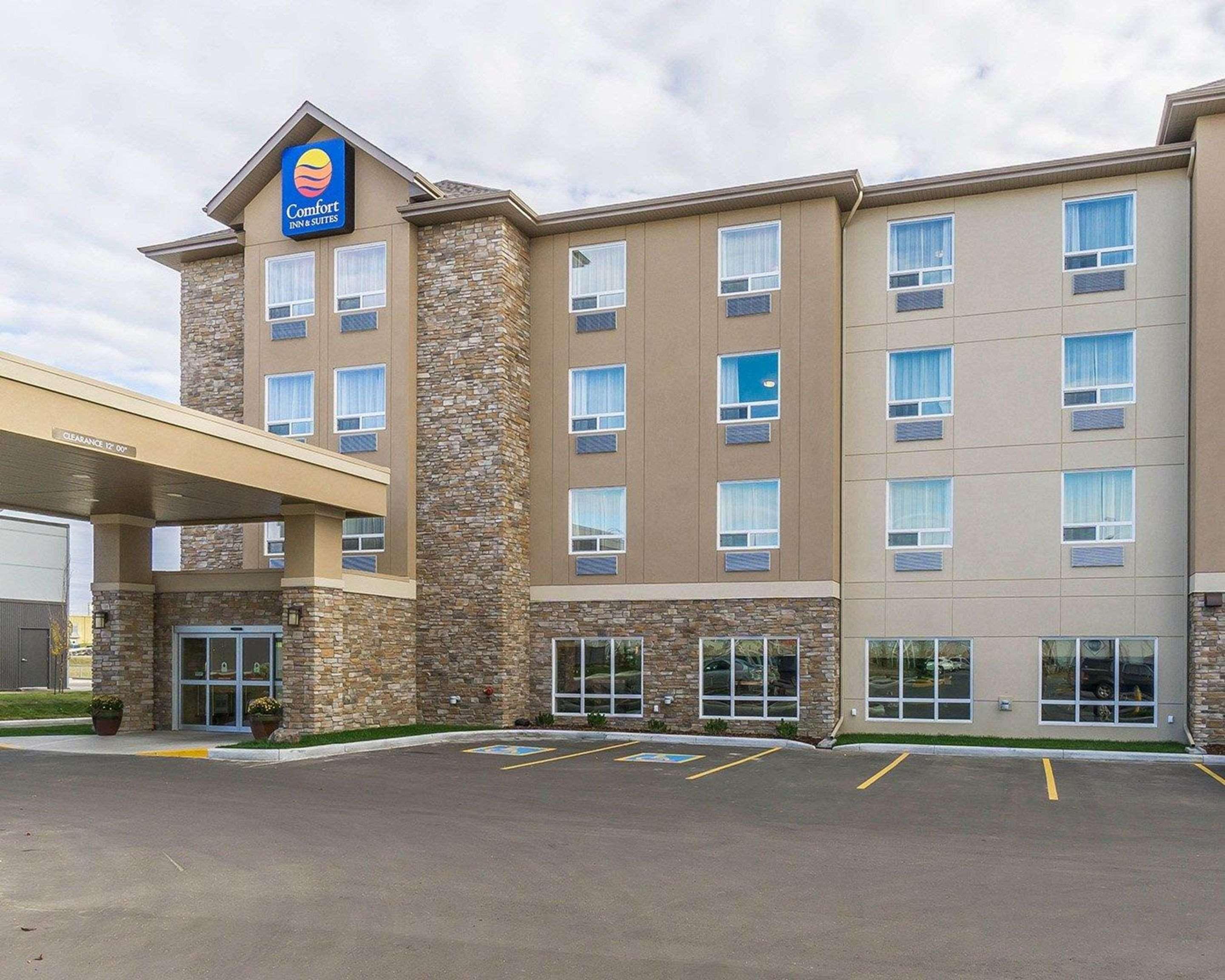 Comfort Inn & Suites Edmonton International Airport Nisku Ngoại thất bức ảnh